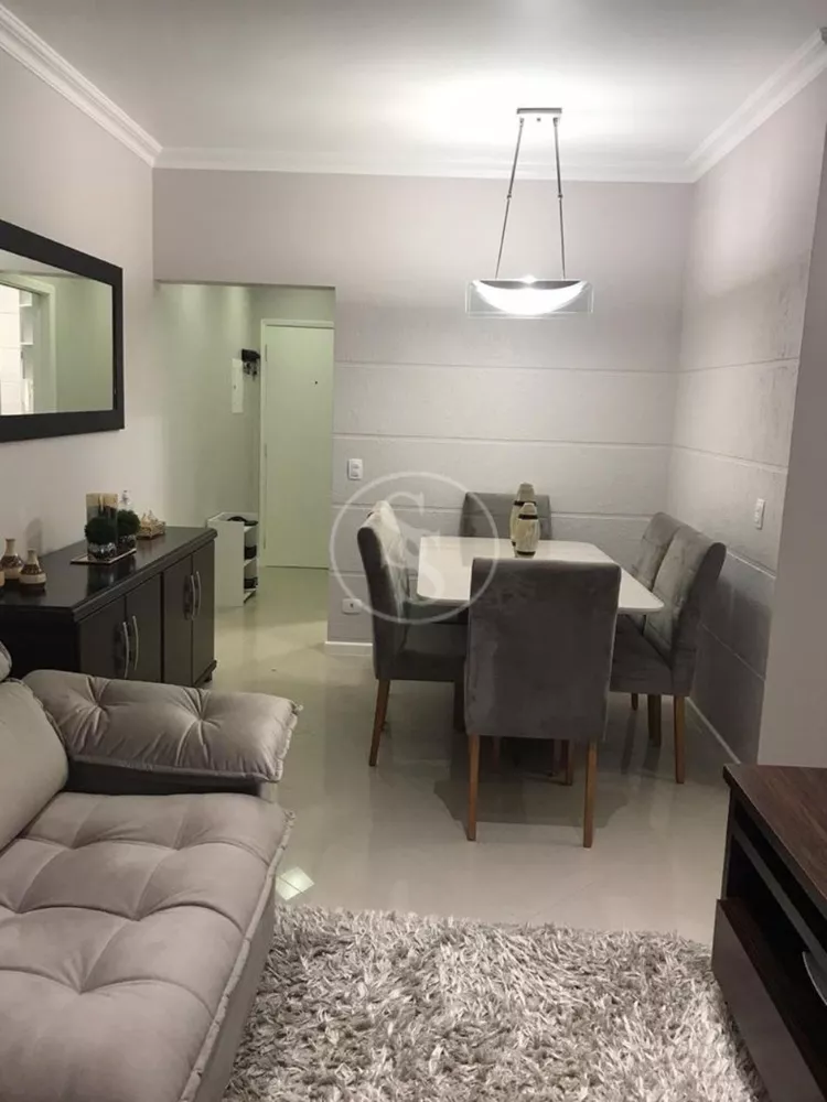 Apartamento à venda com 2 quartos, 70m² - Foto 2