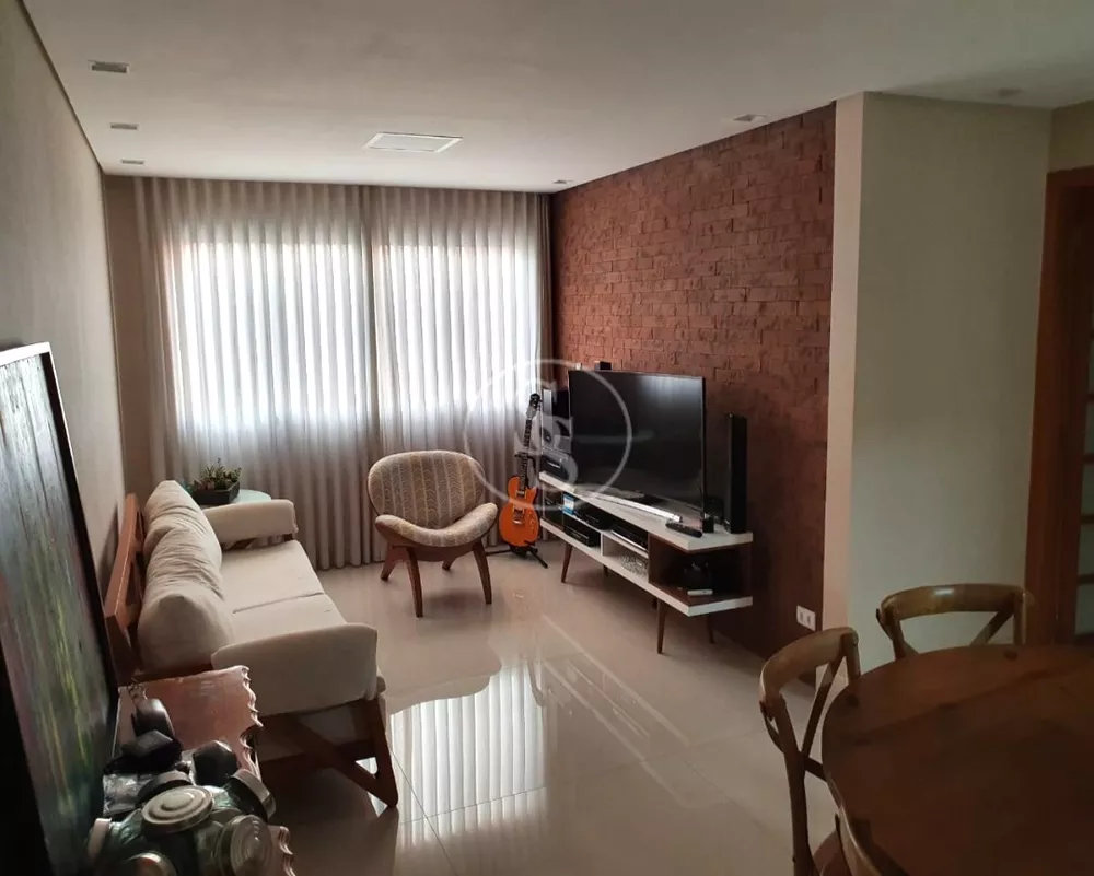 Apartamento à venda com 3 quartos, 75m² - Foto 1