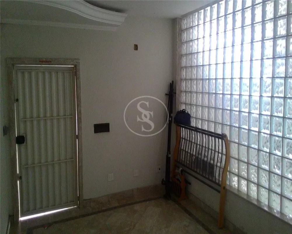 Casa Comercial à venda e aluguel com 2 quartos - Foto 2