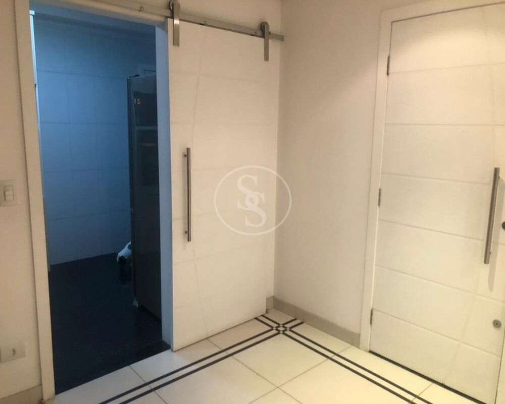 Apartamento, 3 quartos, 130 m² - Foto 2
