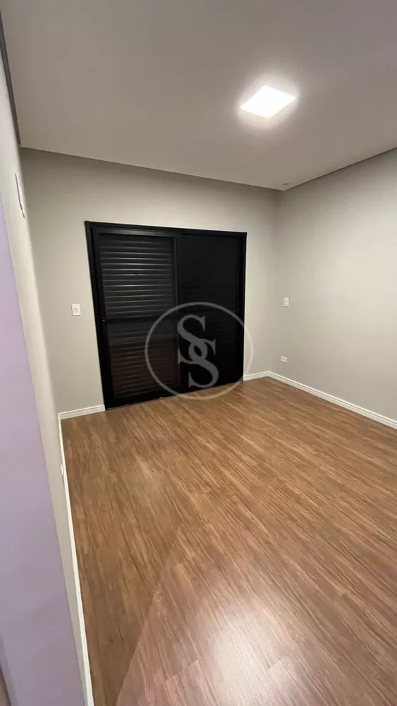 Sobrado à venda com 3 quartos, 219m² - Foto 4