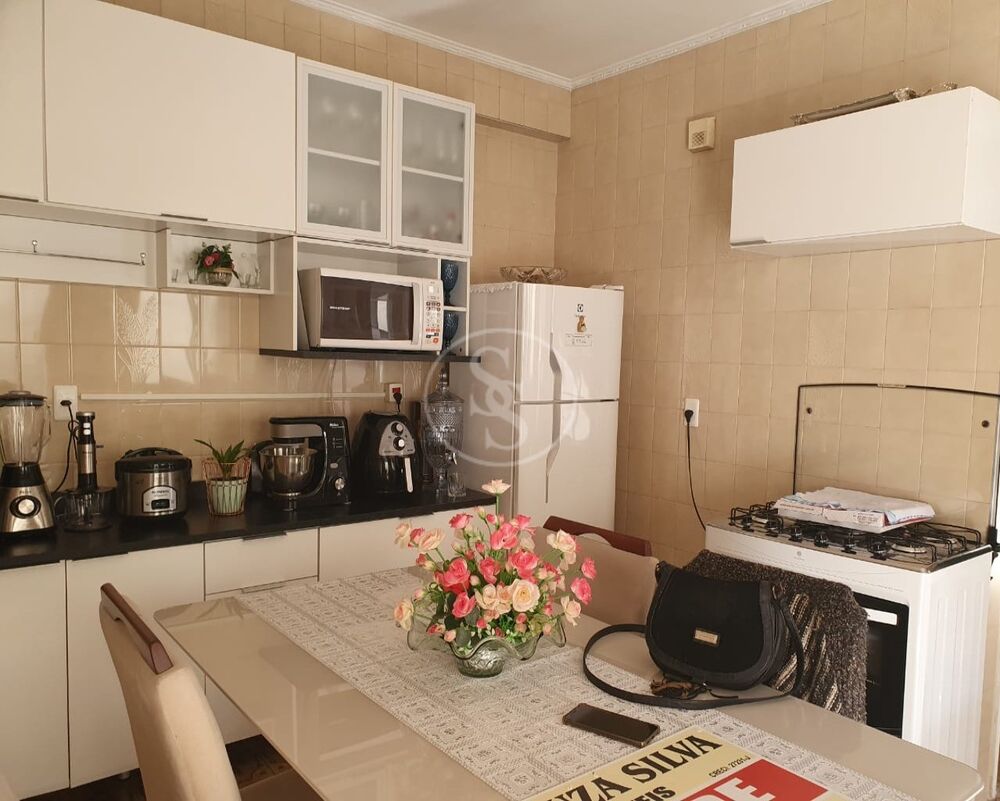 Casa à venda com 3 quartos, 147m² - Foto 3