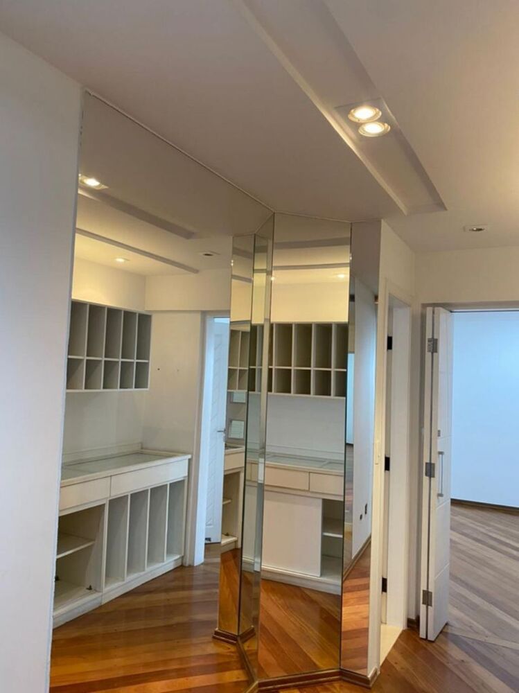 Apartamento, 3 quartos, 240 m² - Foto 2