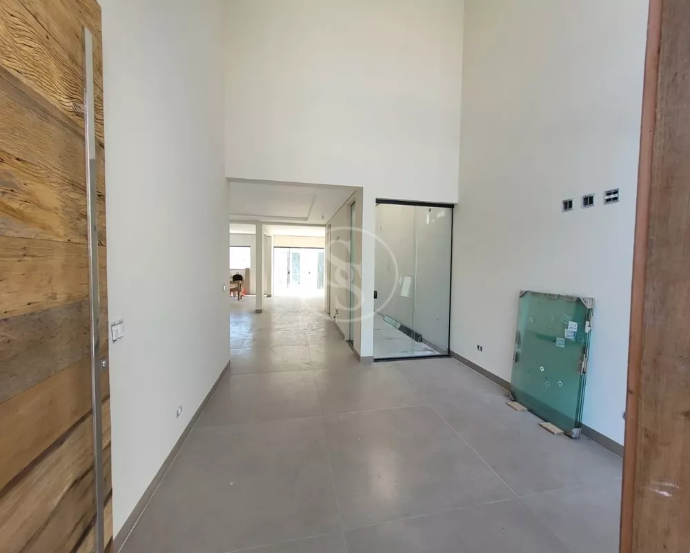 Sobrado à venda com 4 quartos, 360m² - Foto 4