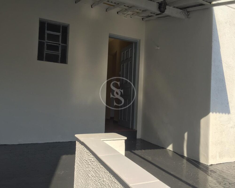 Casa à venda com 2 quartos, 190m² - Foto 9