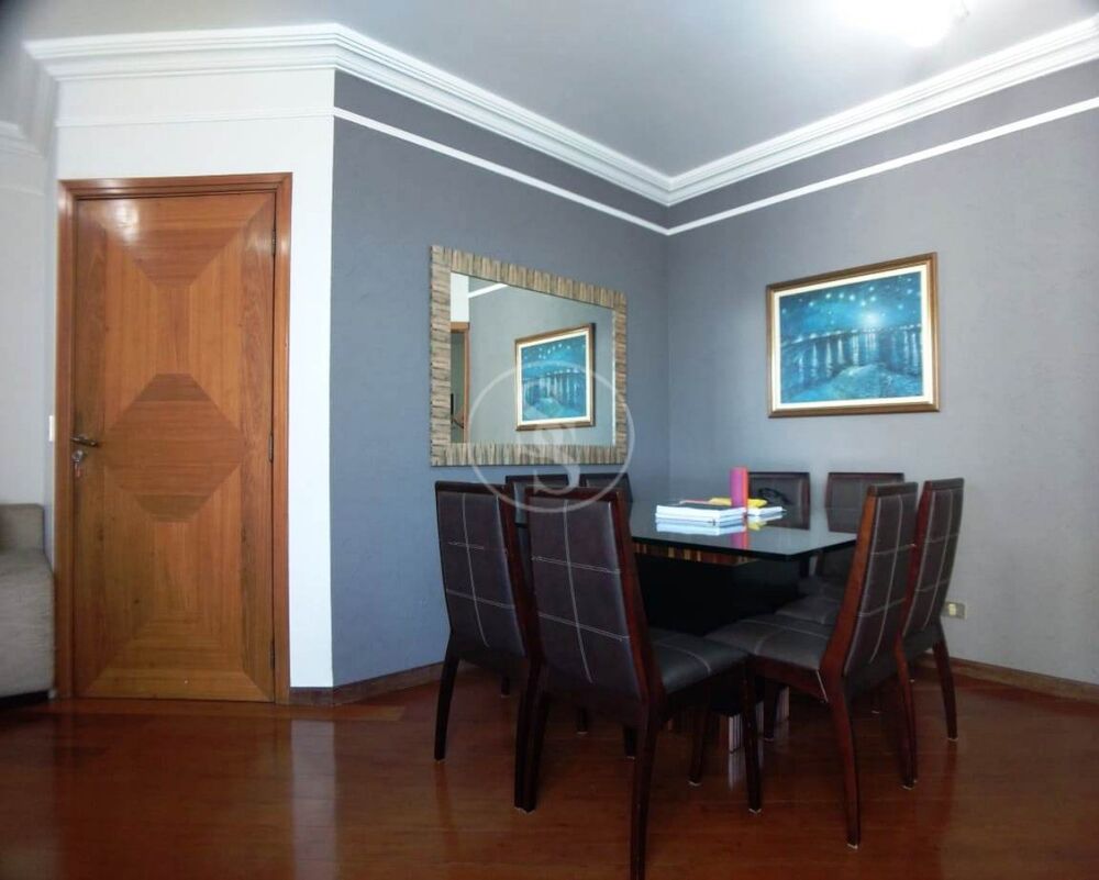 Apartamento à venda com 3 quartos, 135m² - Foto 1