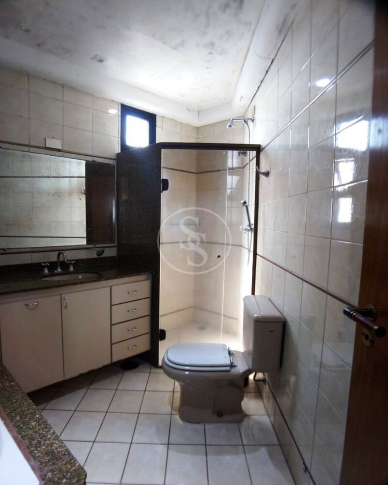 Apartamento à venda com 3 quartos, 135m² - Foto 3