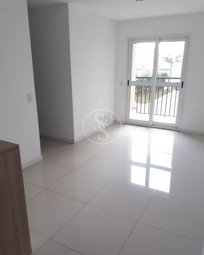 Apartamento à venda com 3 quartos, 60m² - Foto 1