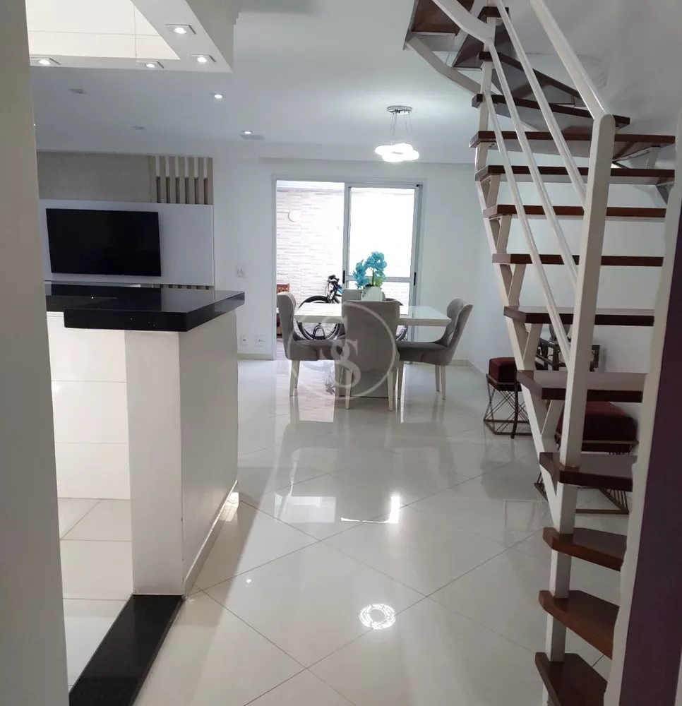 Sobrado à venda com 3 quartos, 130m² - Foto 3