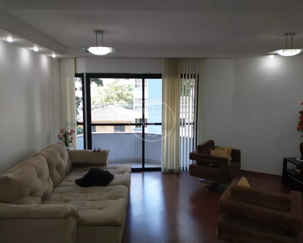 Apartamento à venda com 3 quartos, 120m² - Foto 1