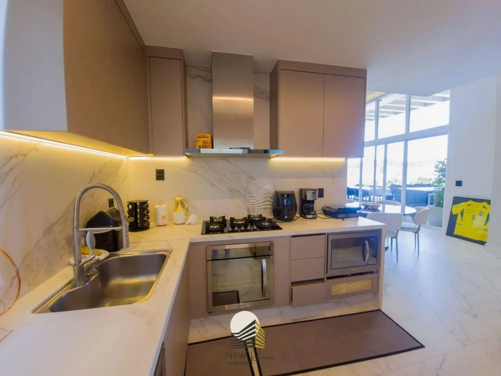 Cobertura, 5 quartos, 325 m² - Foto 7