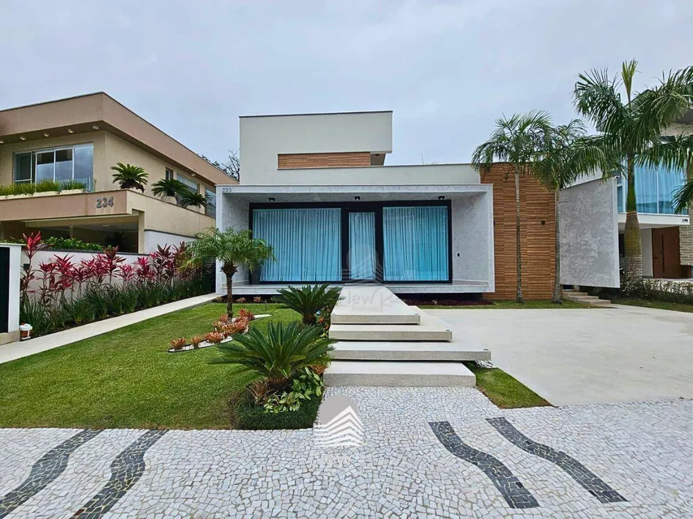 Casa de Condomínio, 4 quartos - Foto 1