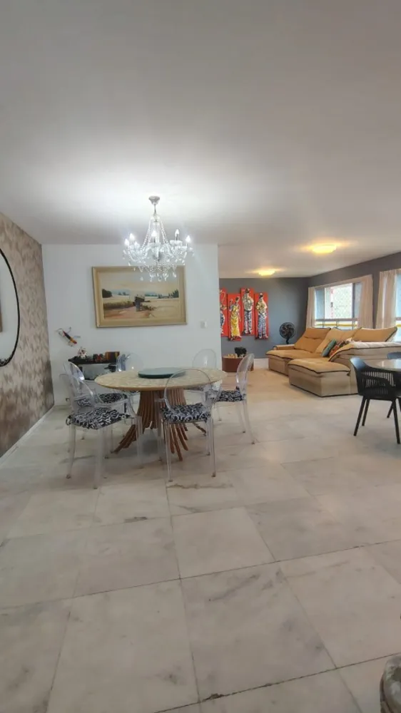 Apartamento, 3 quartos, 180 m² - Foto 1