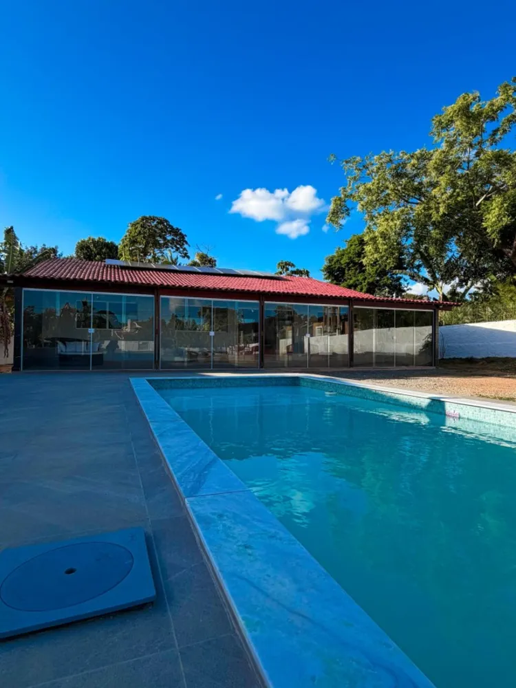 Casa, 4 quartos, 215 m² - Foto 1