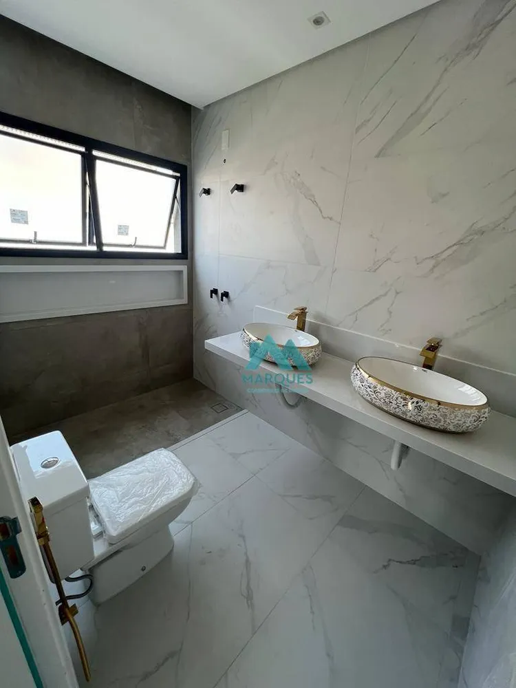 Casa, 3 quartos, 214 m² - Foto 4