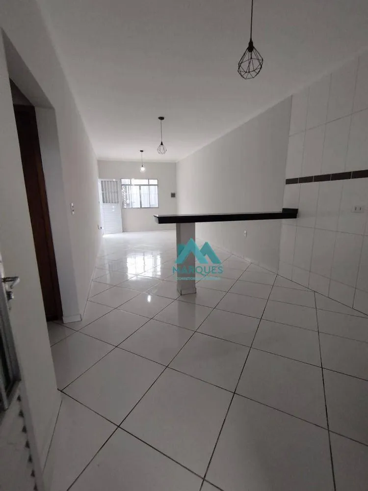 Casa, 2 quartos, 67 m² - Foto 1