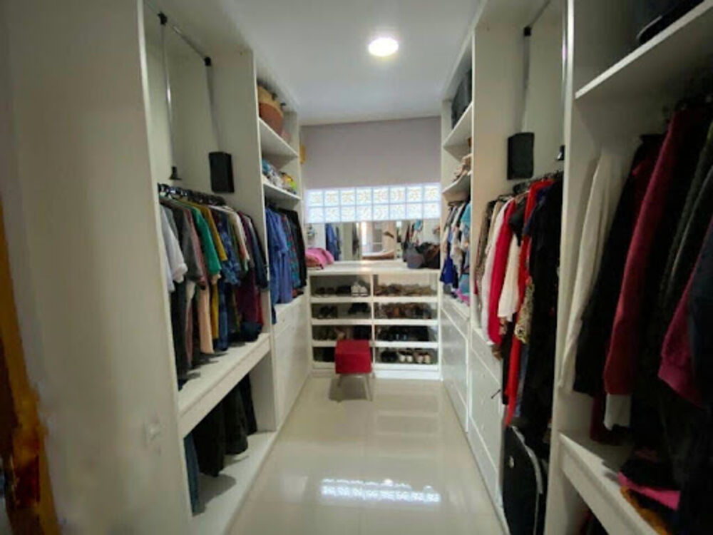 Sobrado, 3 quartos, 282 m² - Foto 1