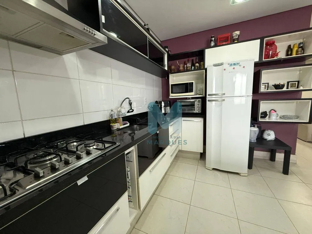 Sobrado, 3 quartos, 117 m² - Foto 2