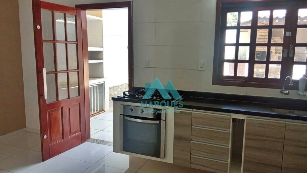 Sobrado, 3 quartos, 210 m² - Foto 3