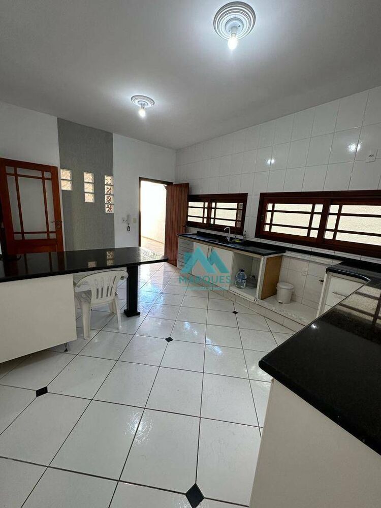 Casa, 4 quartos, 367 m² - Foto 3
