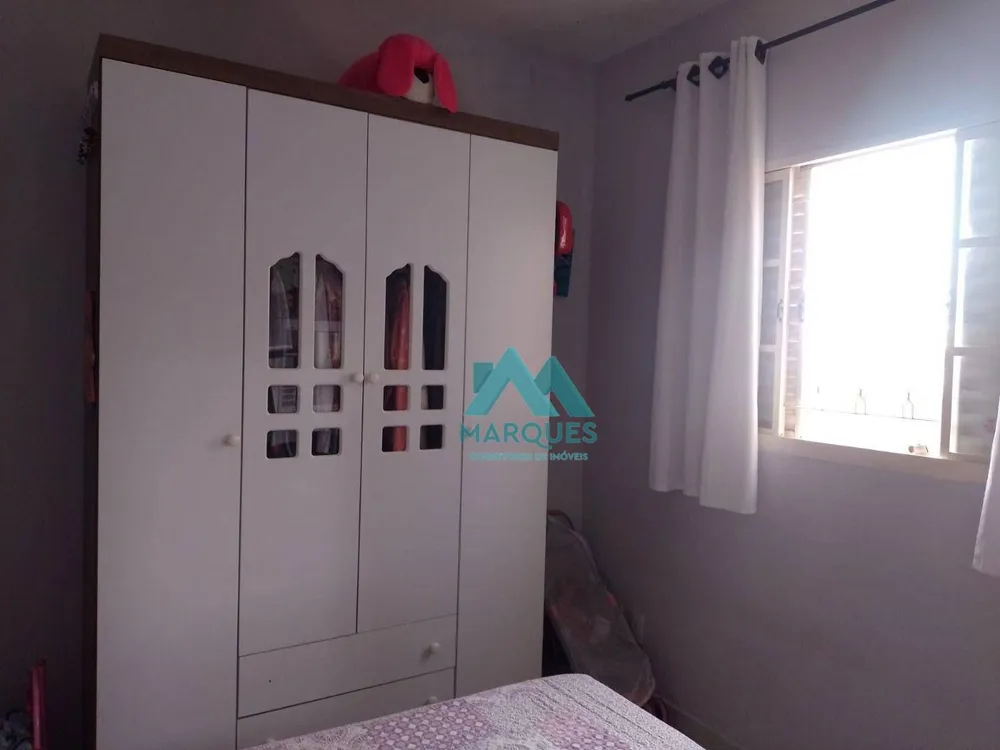 Casa, 3 quartos, 136 m² - Foto 1