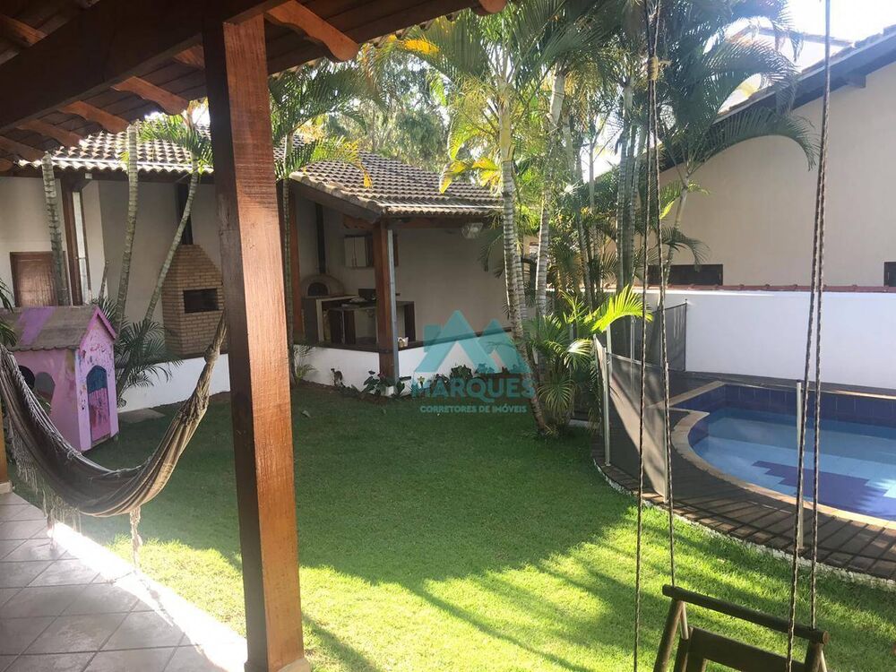 Sobrado, 3 quartos, 410 m² - Foto 1