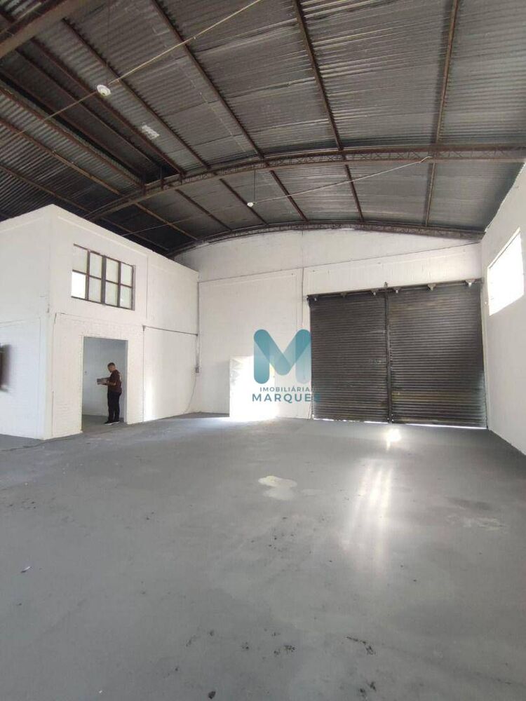 Depósito-Galpão, 262 m² - Foto 1