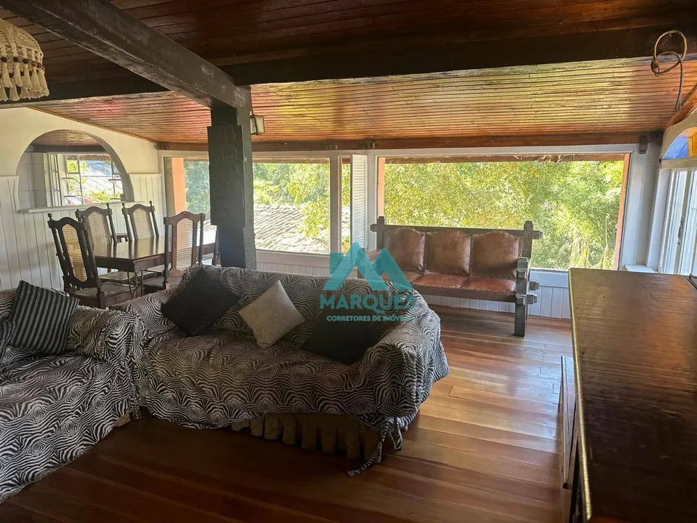 Chácara, 3 quartos, 2600 m² - Foto 1
