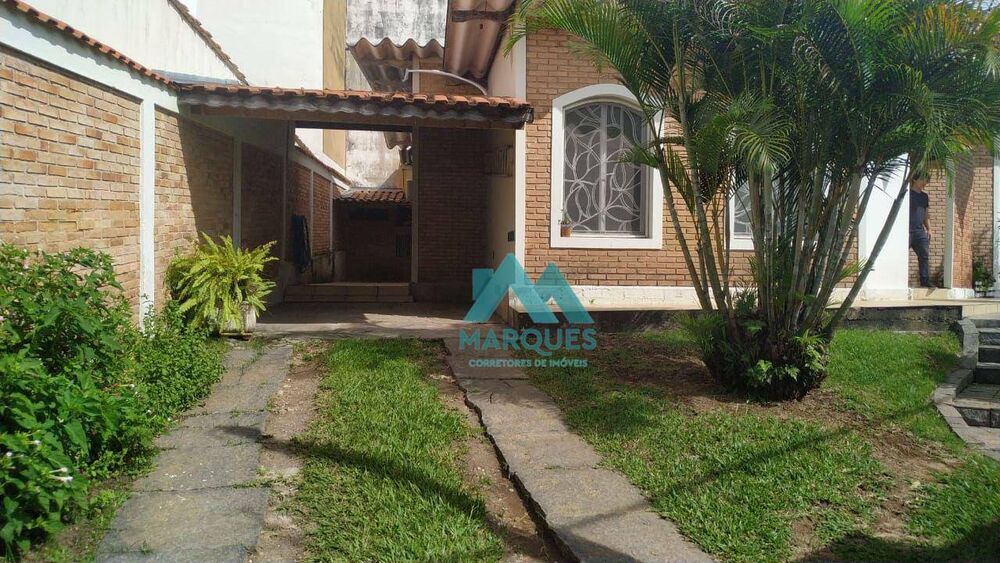 Casa, 3 quartos, 170 m² - Foto 2