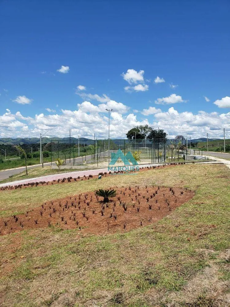 Loteamento e Condomínio, 300 m² - Foto 1