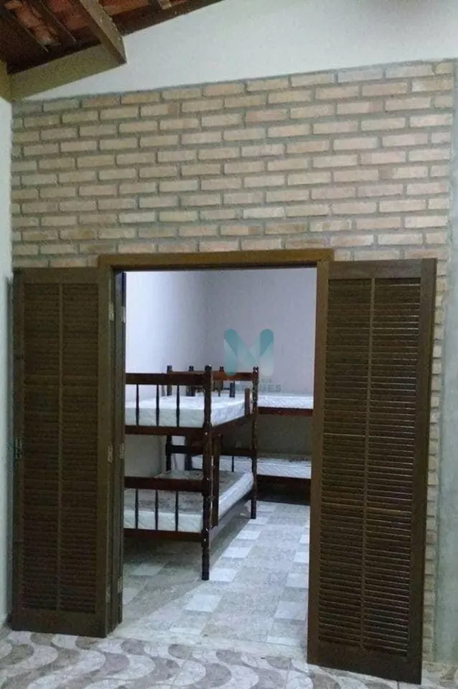 Chácara, 2 quartos, 200 m² - Foto 1