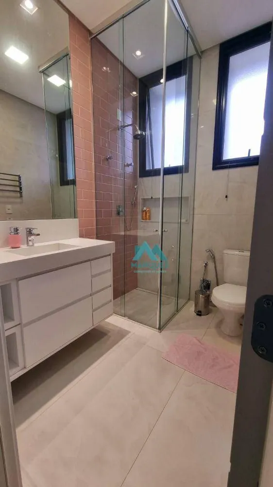 Sobrado, 4 quartos, 298 m² - Foto 2