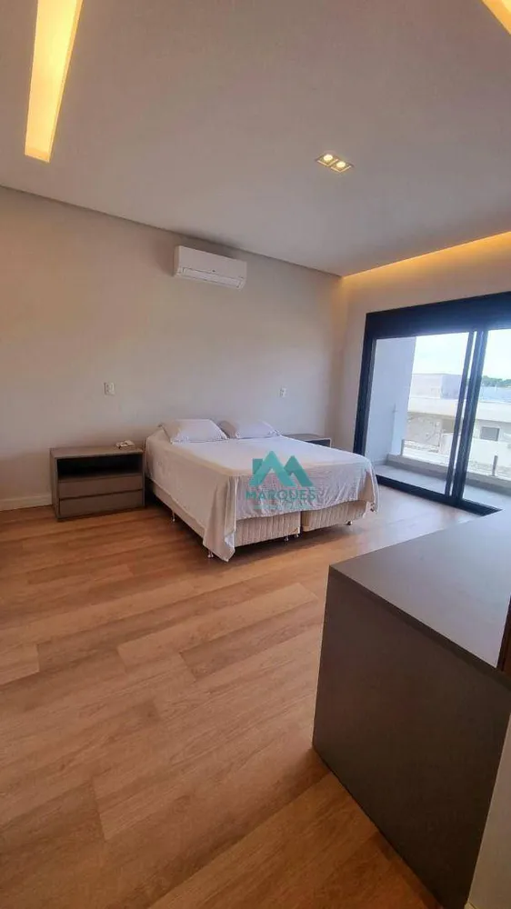 Sobrado, 4 quartos, 298 m² - Foto 1