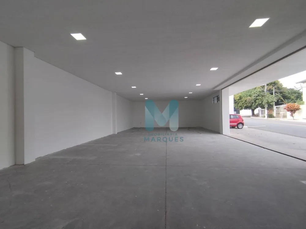 Loja-Salão, 200 m² - Foto 1