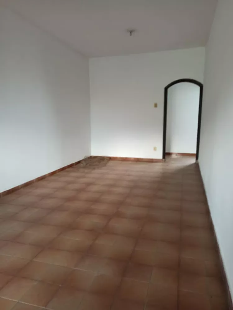 Sobrado à venda com 4 quartos, 240m² - Foto 5