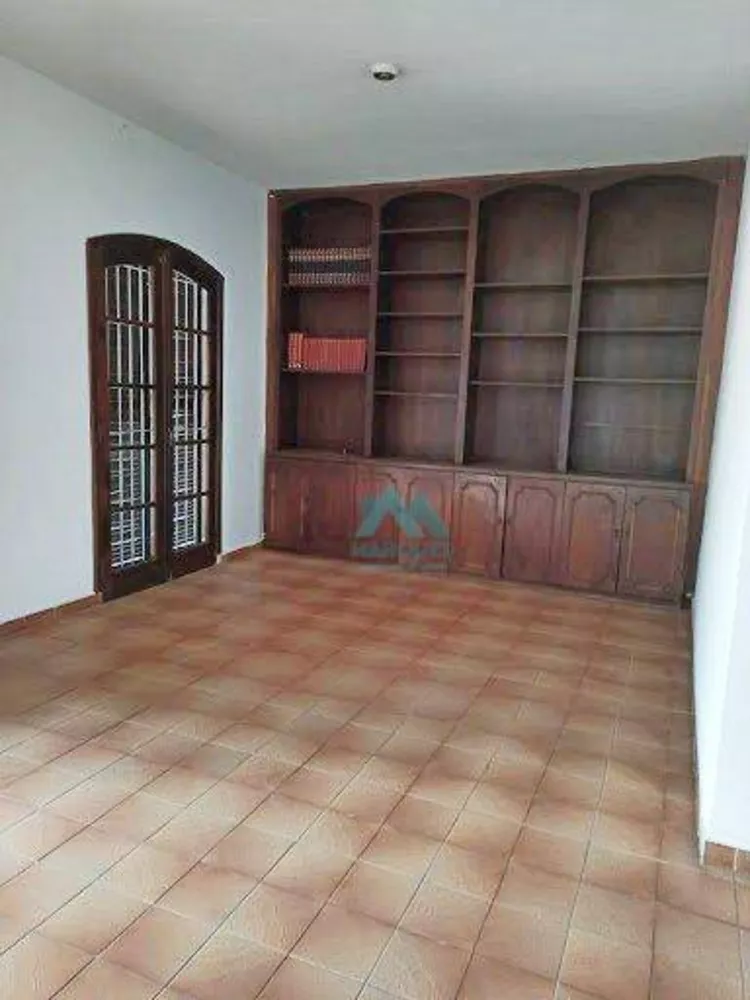 Sobrado à venda com 4 quartos, 240m² - Foto 4