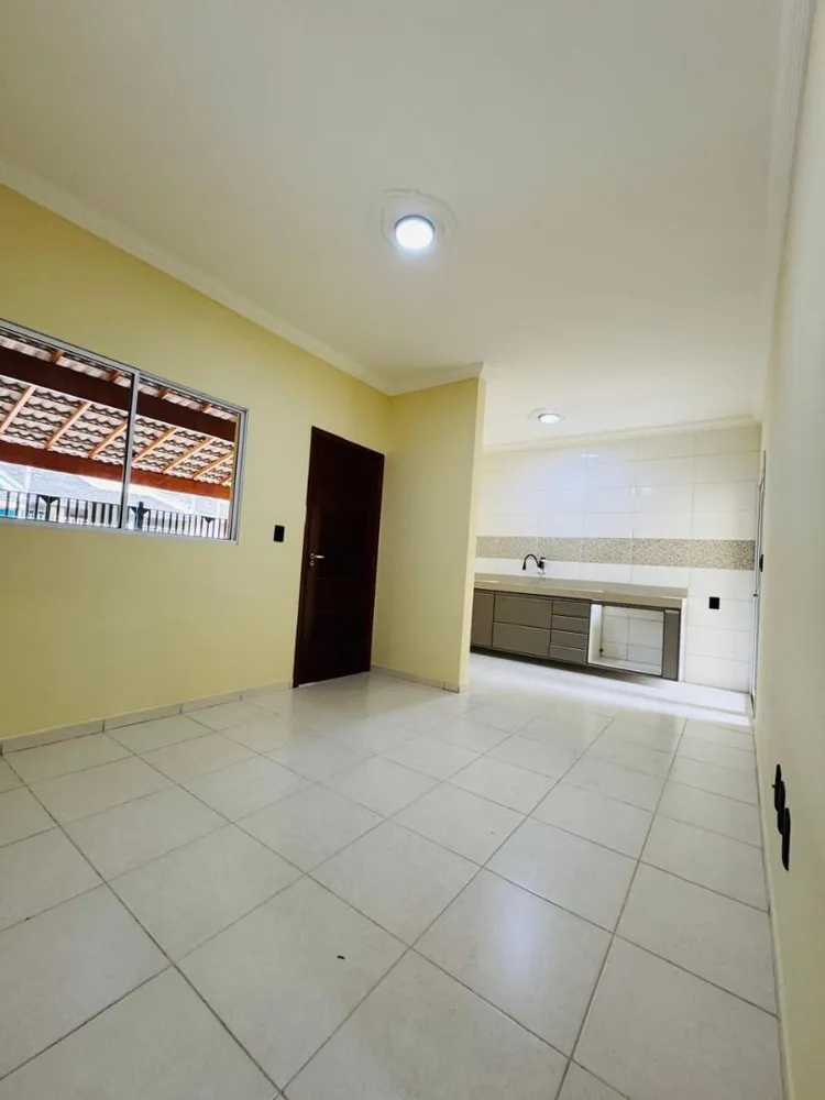 Casa, 2 quartos, 75 m² - Foto 1