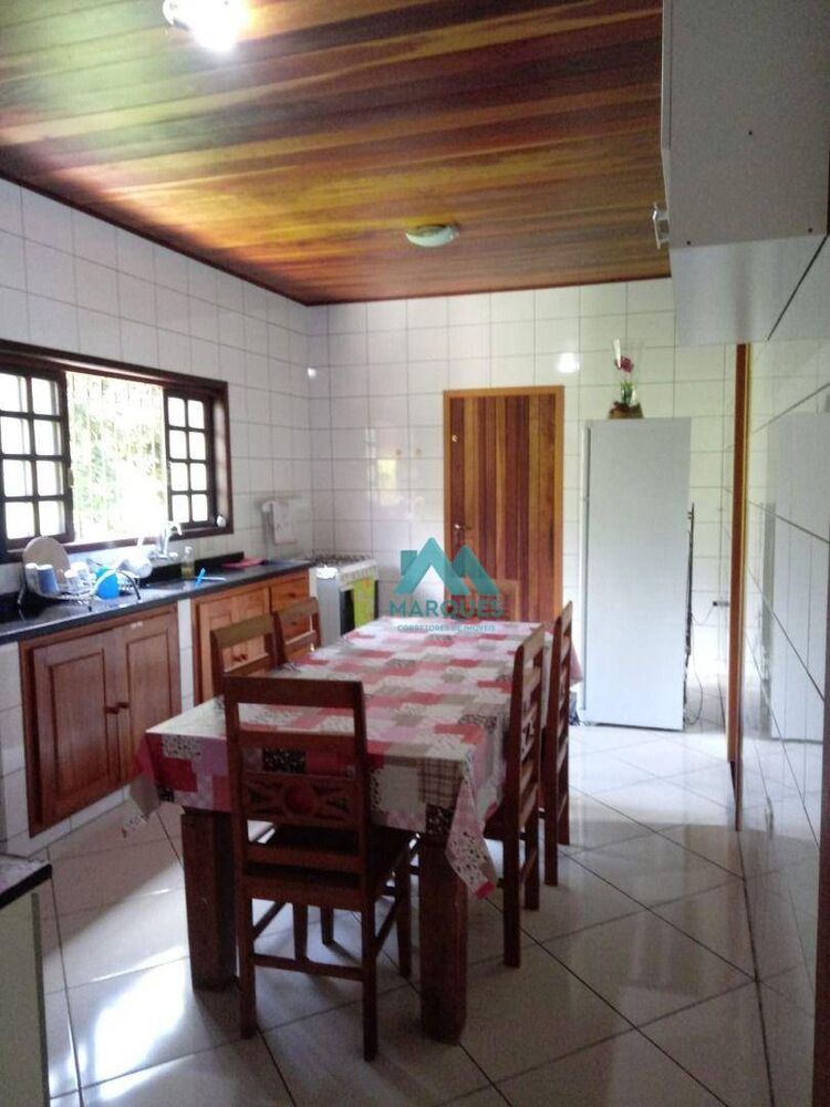 Sítio à venda com 3 quartos, 320m² - Foto 1