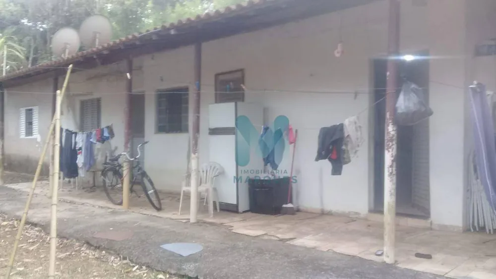 Chácara, 2 quartos, 1560 m² - Foto 2