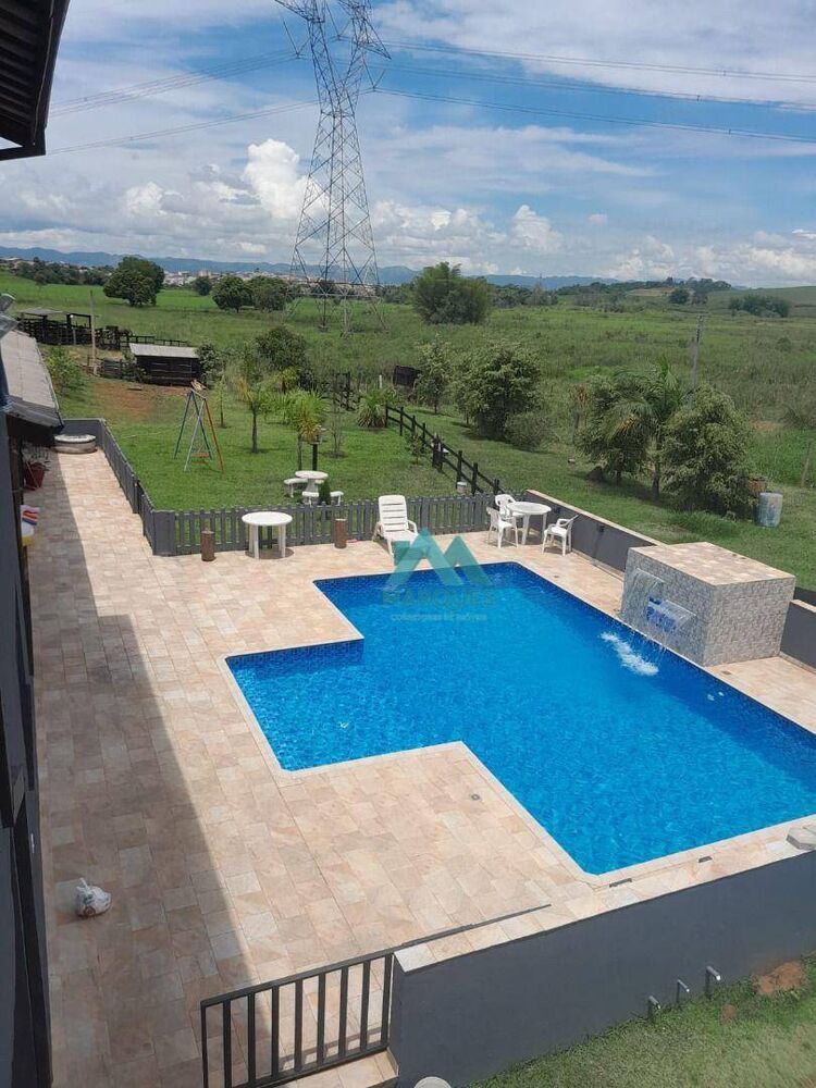 Chácara à venda com 1 quarto, 210m² - Foto 3