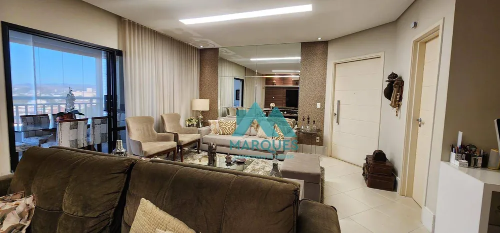 Apartamento, 3 quartos, 152 m² - Foto 1