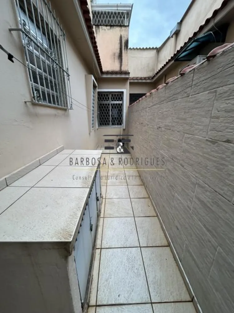Casa, 3 quartos, 219 m² - Foto 8