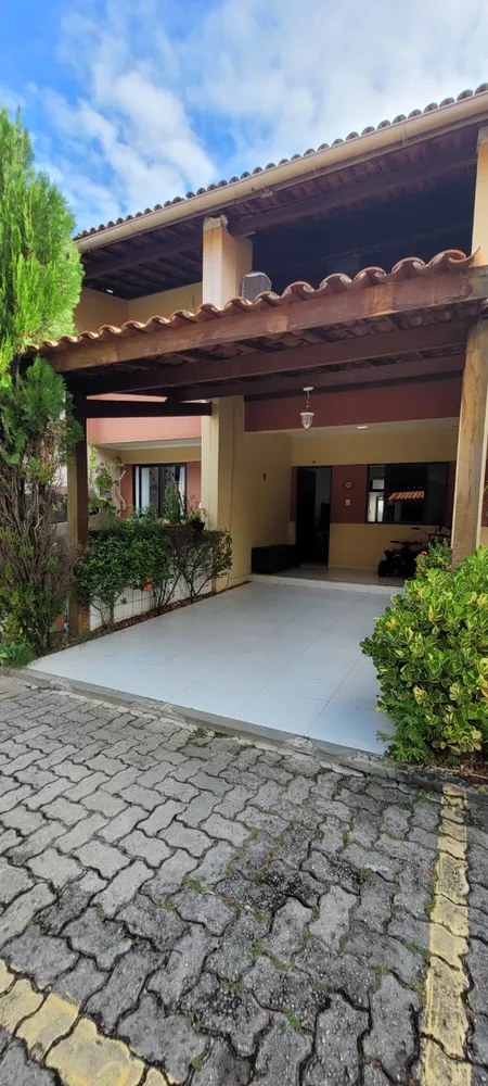 Casa à venda com 3 quartos, 104m² - Foto 1