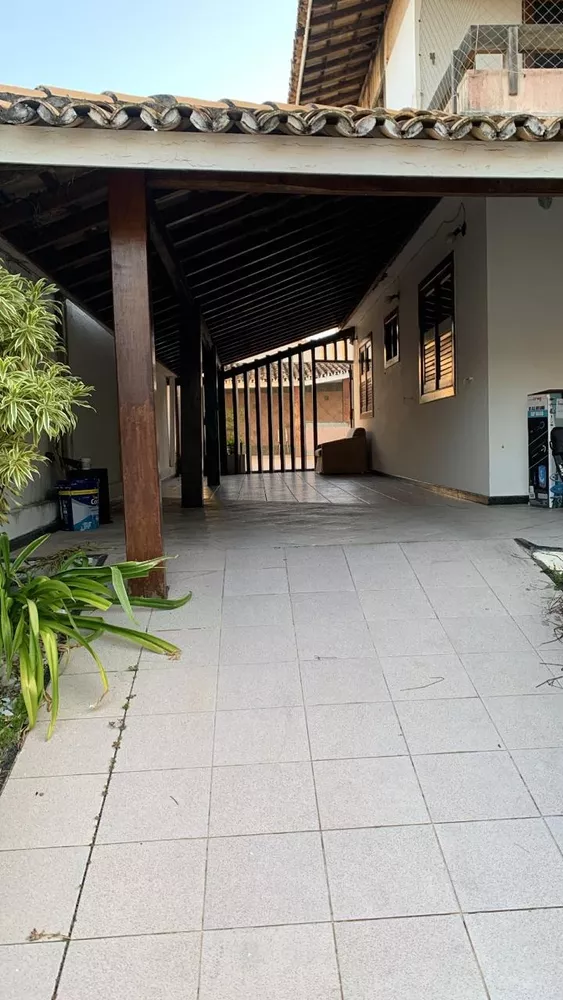 Casa à venda com 4 quartos, 240m² - Foto 3