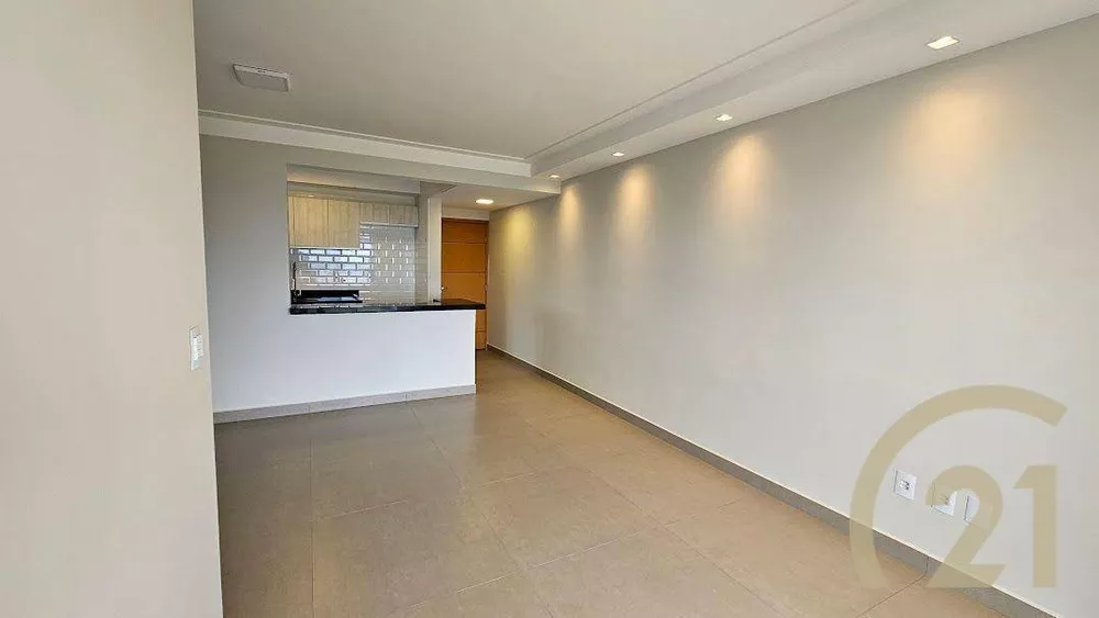 Apartamento à venda com 3 quartos, 90m² - Foto 1