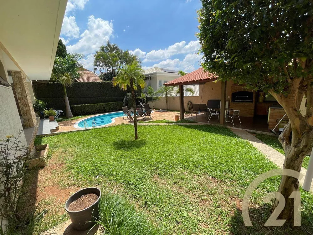 Casa de Condomínio à venda com 3 quartos, 478m² - Foto 2