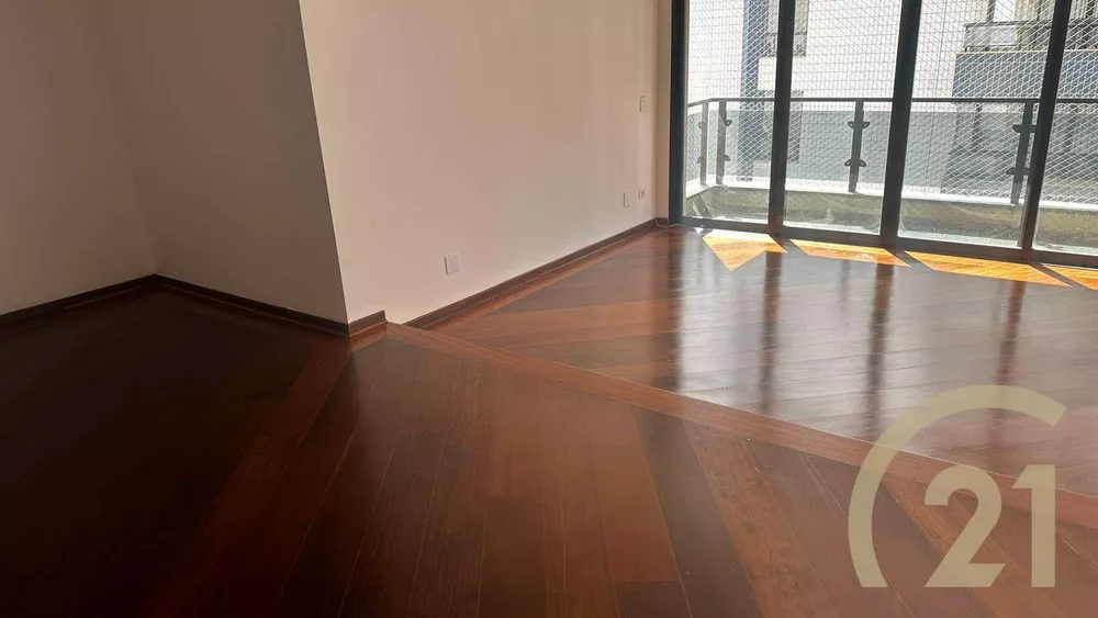 Apartamento para alugar com 3 quartos, 165m² - Foto 7