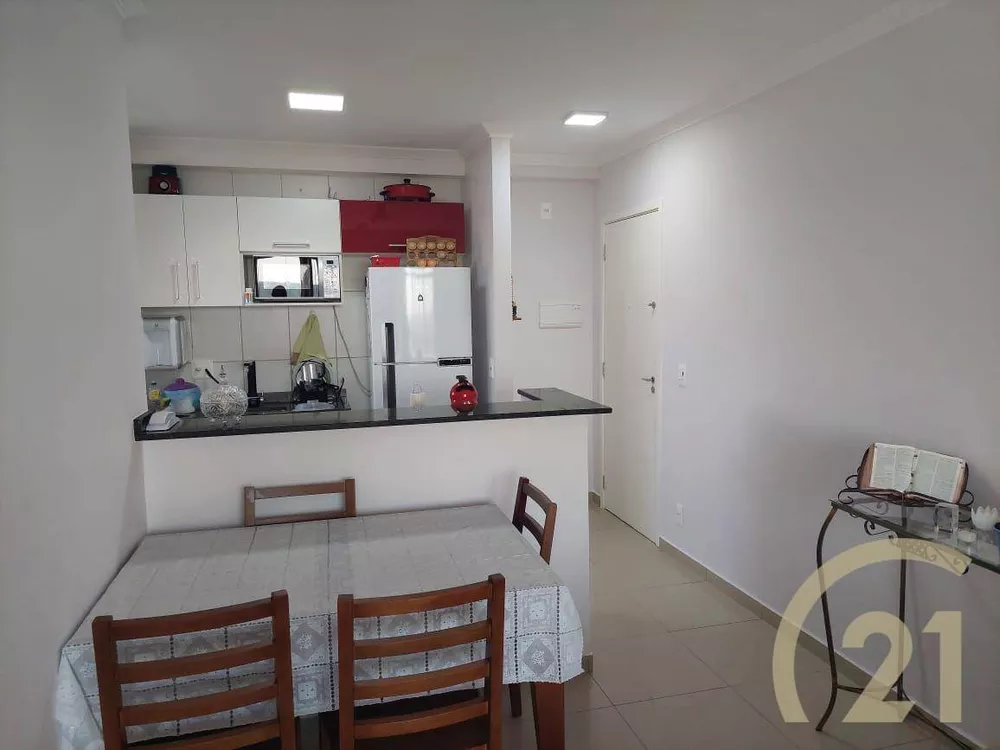 Apartamento à venda com 3 quartos, 65m² - Foto 2