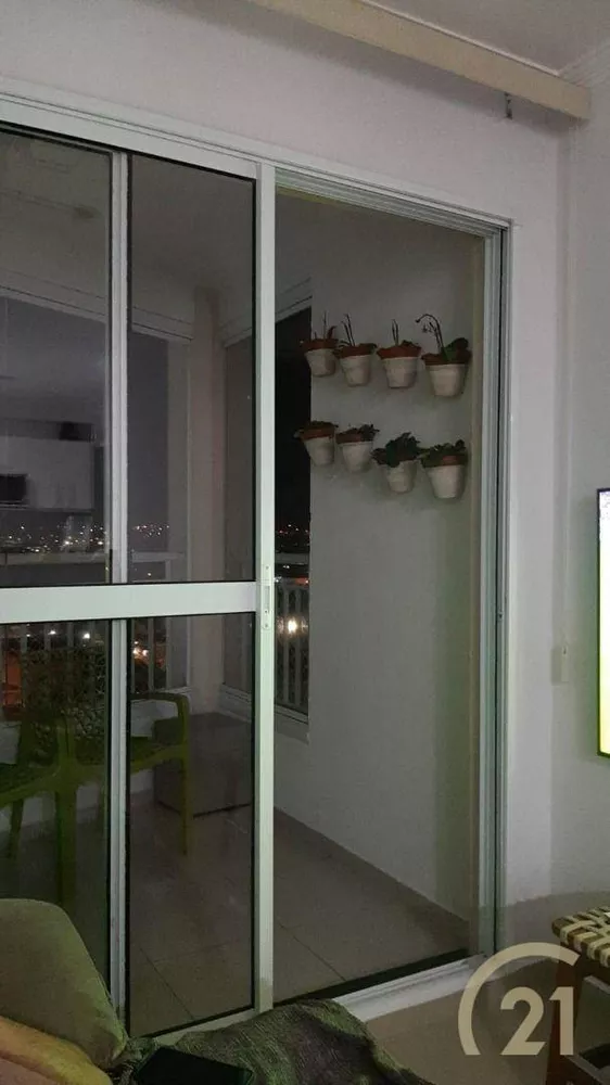 Apartamento à venda com 3 quartos, 65m² - Foto 11