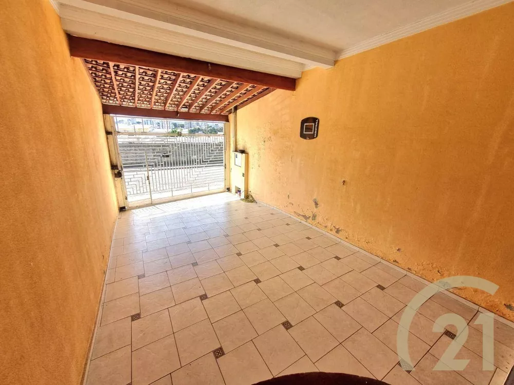 Casa à venda com 3 quartos, 262m² - Foto 3